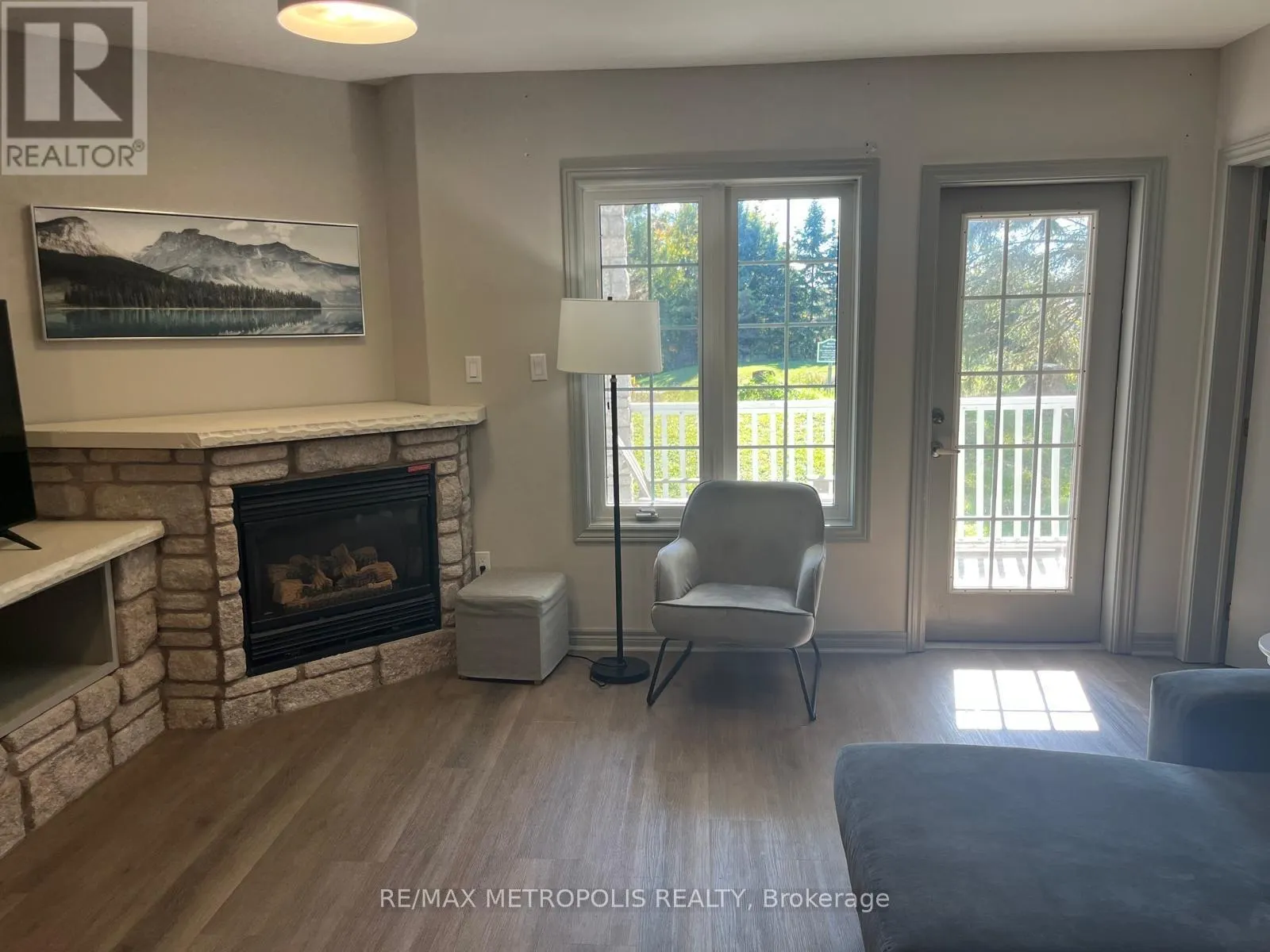 2030-31 - 90 HIGHLAND DRIVE