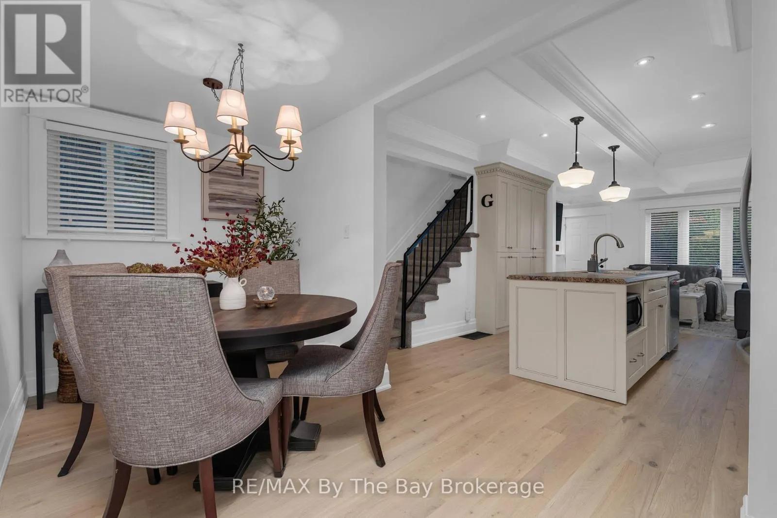 206 CENTENNIAL DRIVE