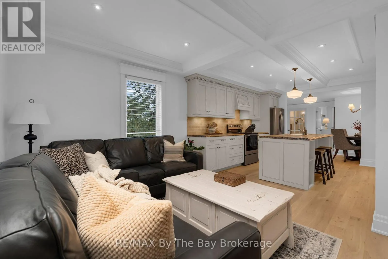 206 CENTENNIAL DRIVE