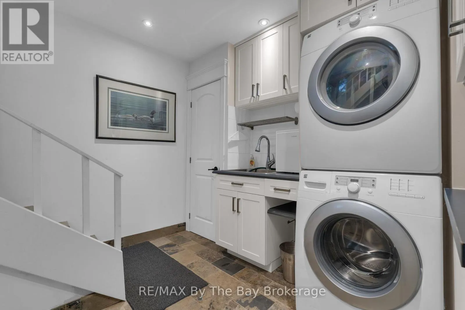 206 CENTENNIAL DRIVE