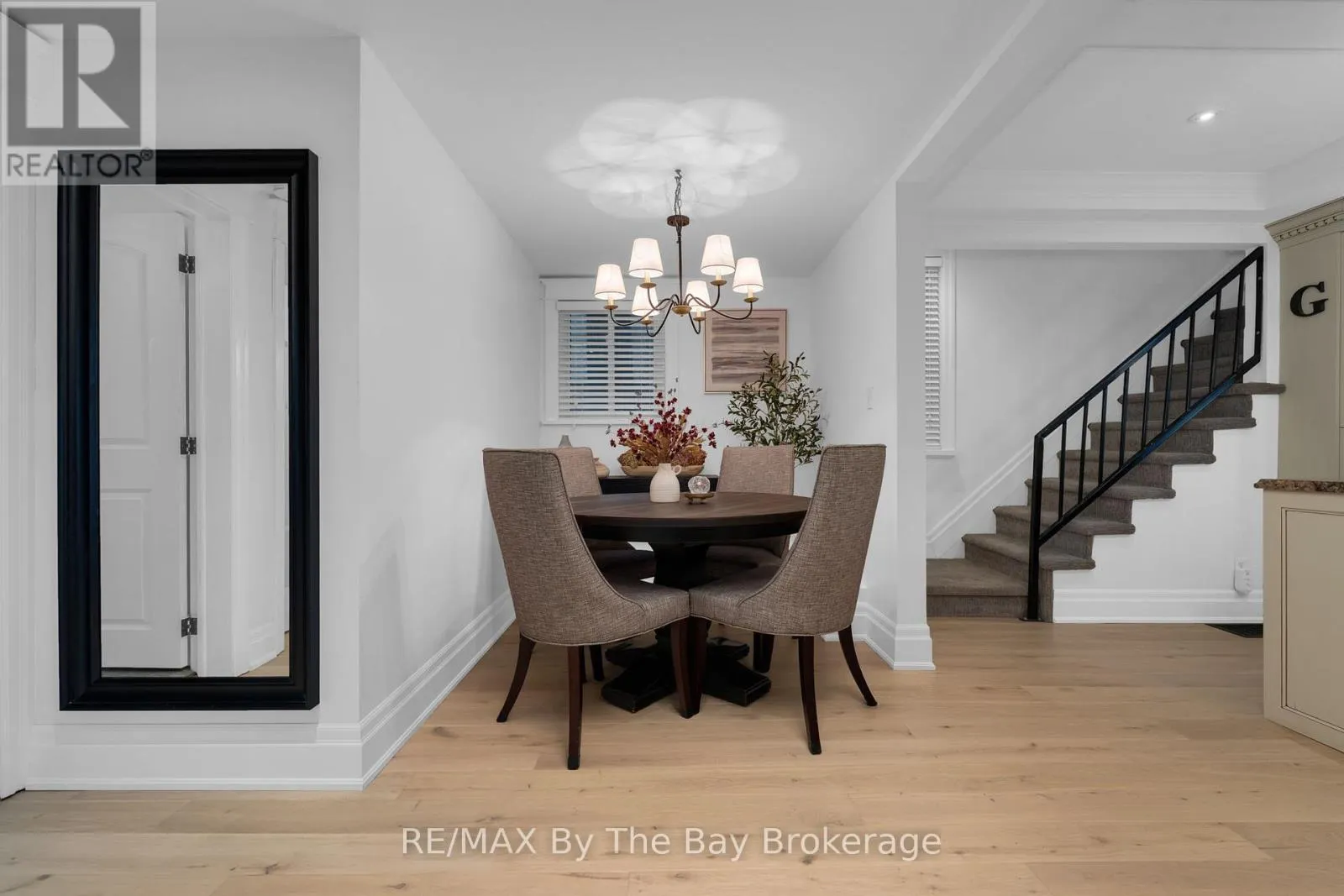 206 CENTENNIAL DRIVE