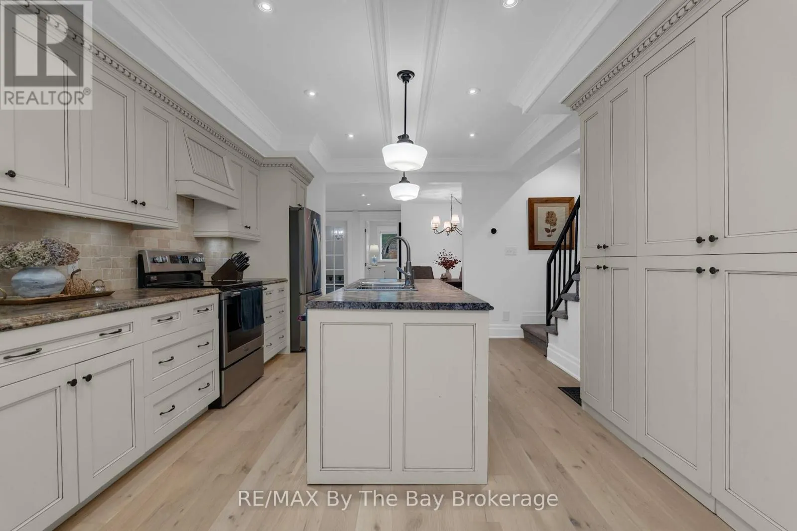 206 CENTENNIAL DRIVE