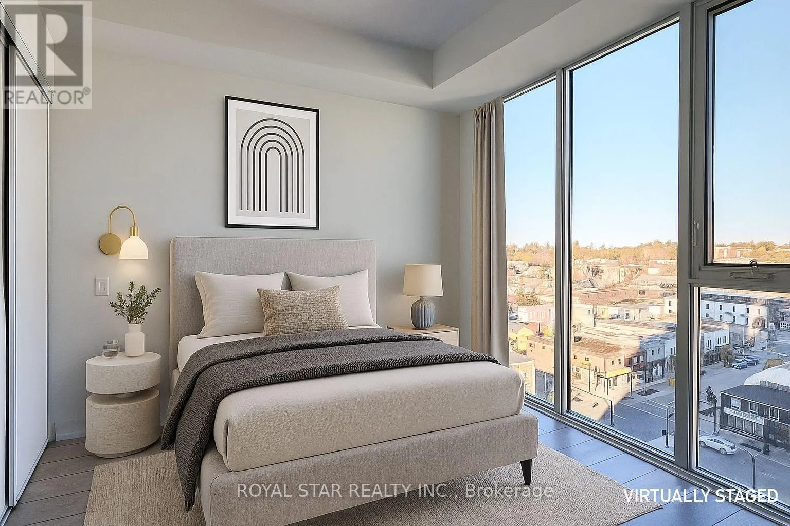 806 - 39 MARY STREET