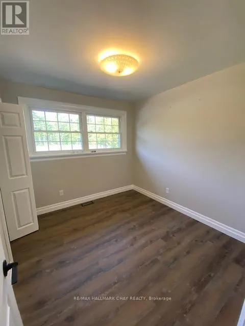 MAIN - 1207 BAYFIELD STREET N