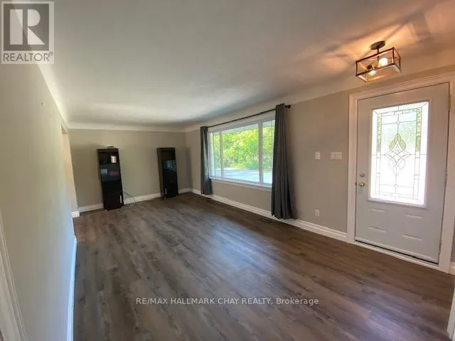 MAIN - 1207 BAYFIELD STREET N