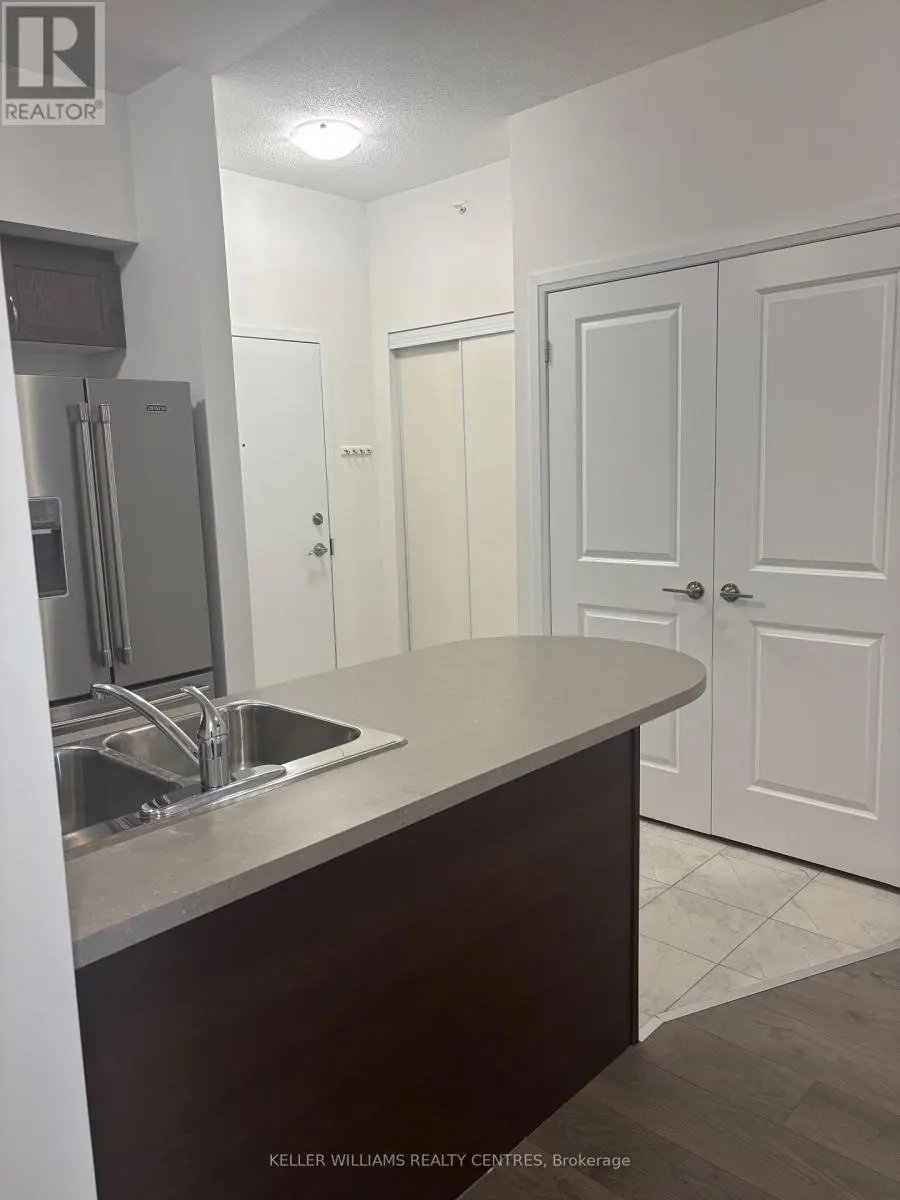 107 - 295 CUNDLES ROAD E