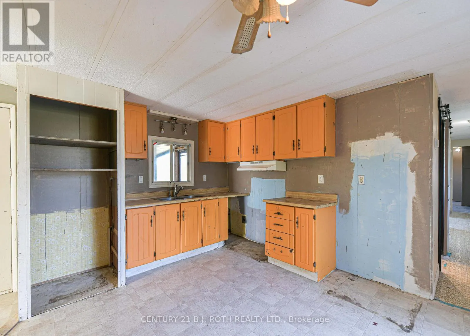 19 CLAREMONT CRESCENT