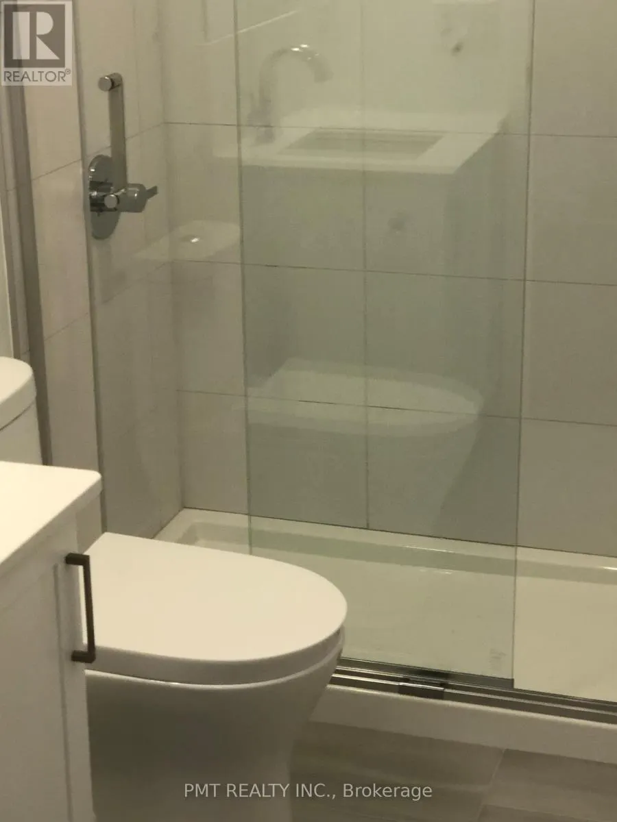 622 - 681 YONGE STREET