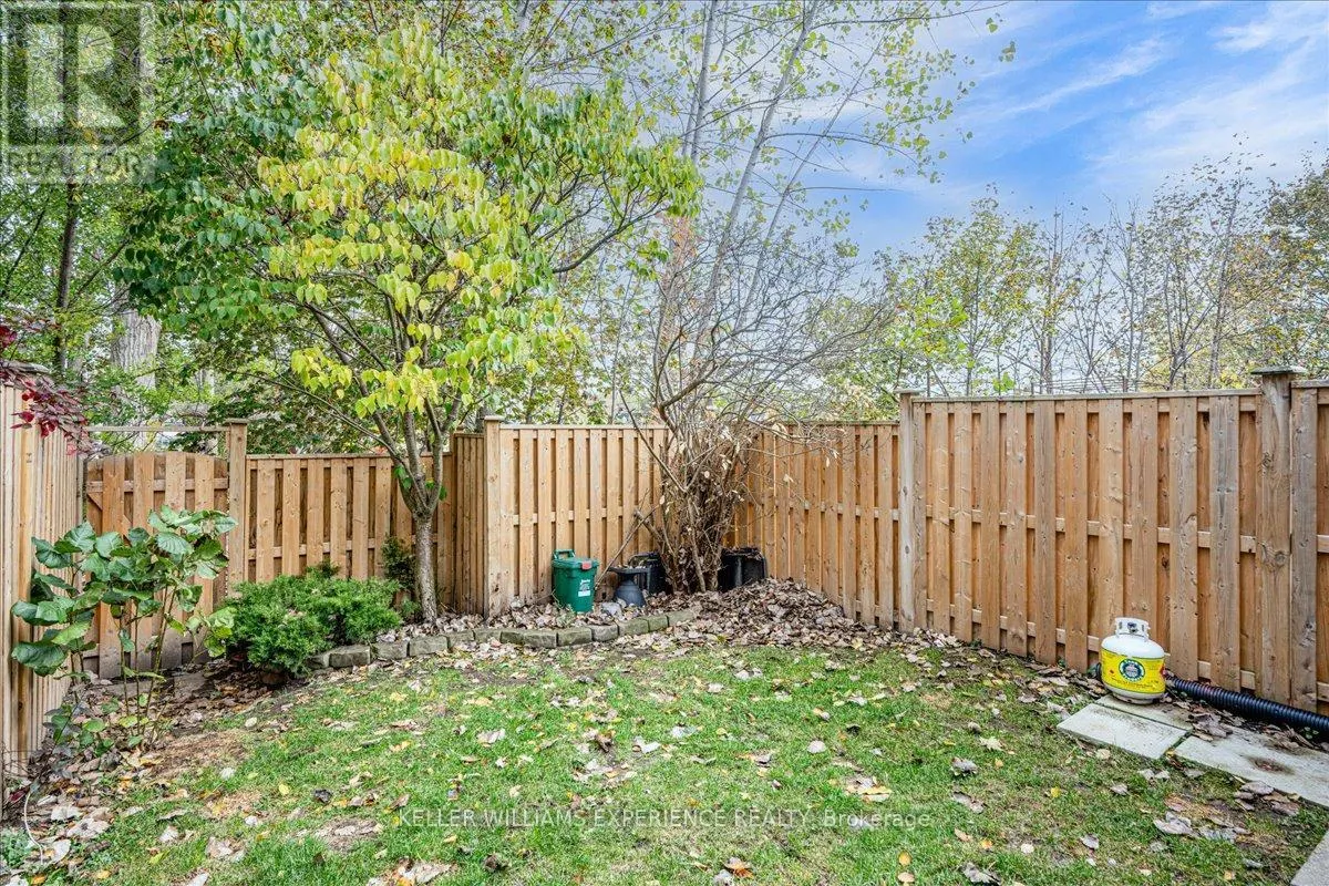 8 - 237 STEEL STREET