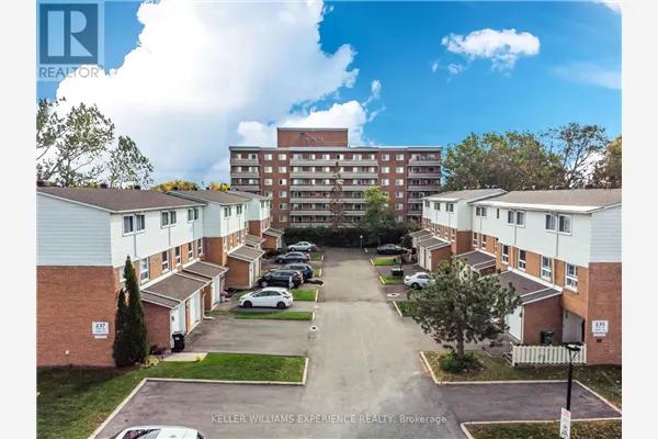 8 - 237 STEEL STREET