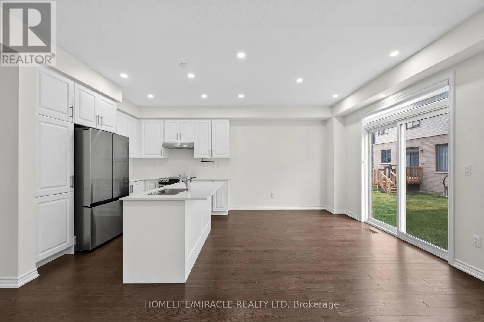 11 PHOENIX BOULEVARD