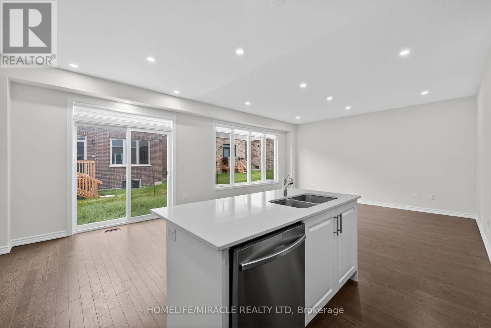 11 PHOENIX BOULEVARD