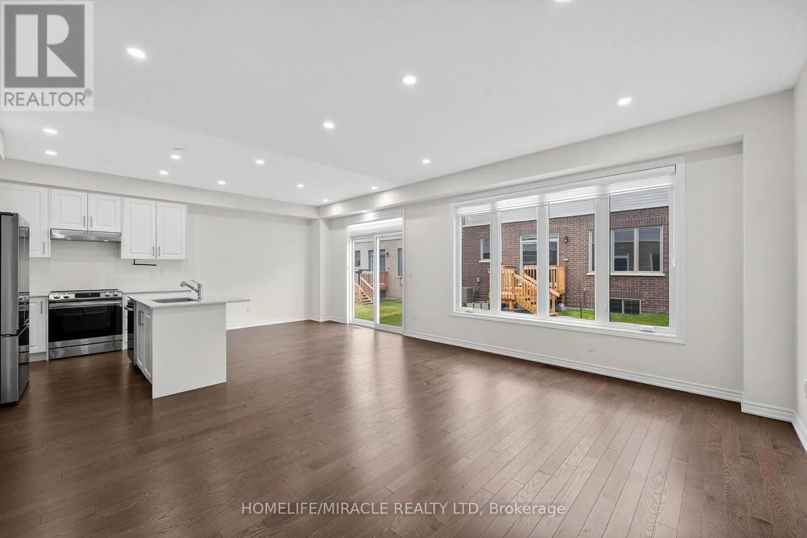 11 PHOENIX BOULEVARD