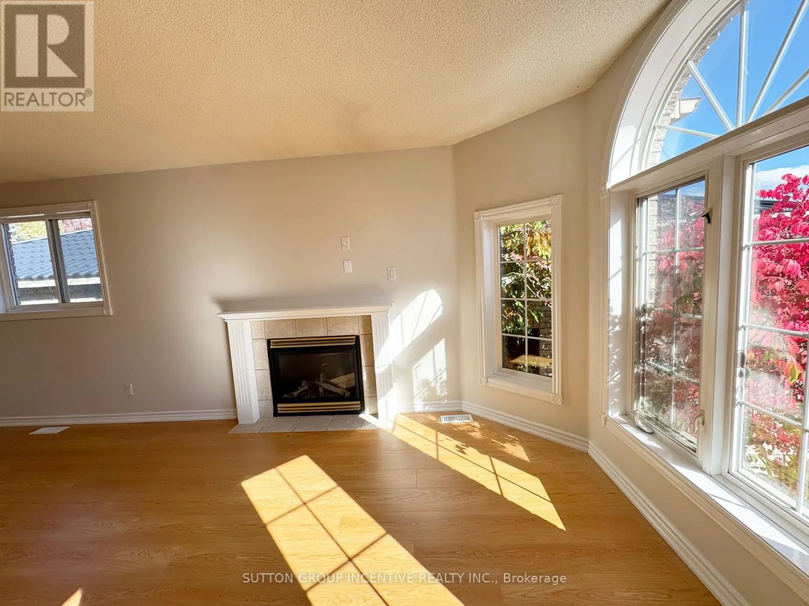 18 FOREST DALE DRIVE