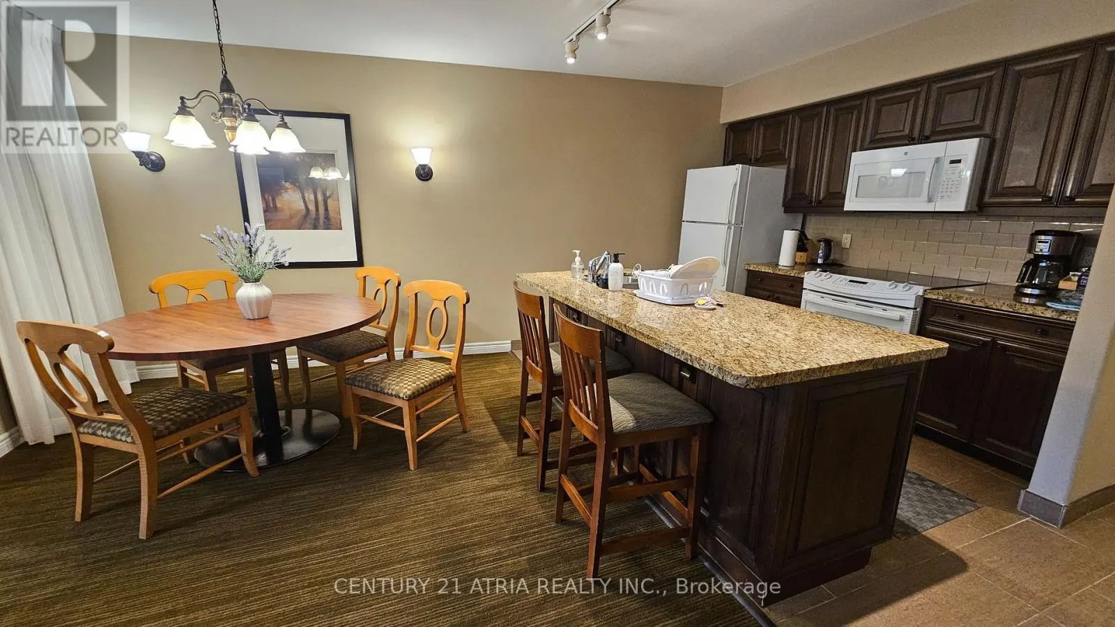 2074/75 - 90 HIGHLANDS DRIVE