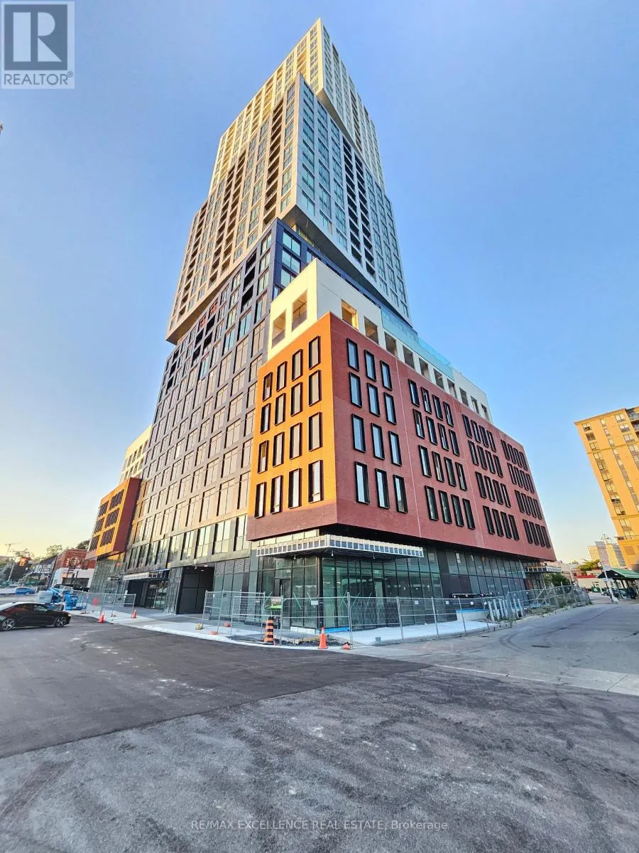 2605 - 39 MARY STREET