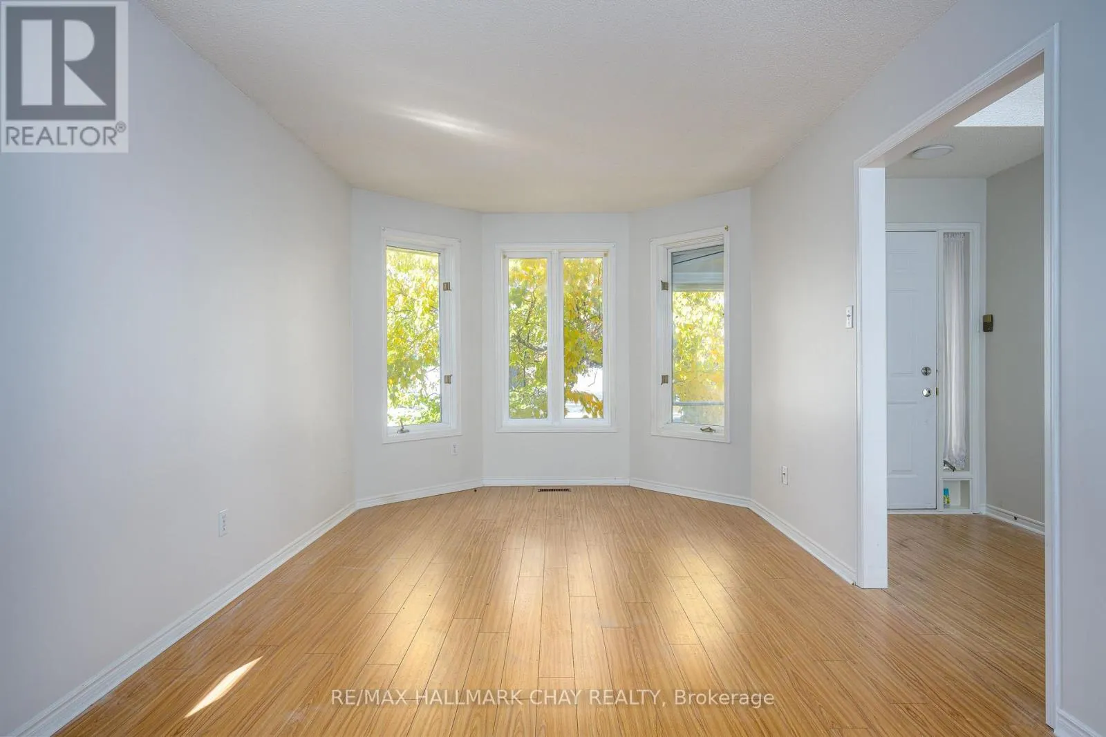 197 LIVINGSTONE STREET W