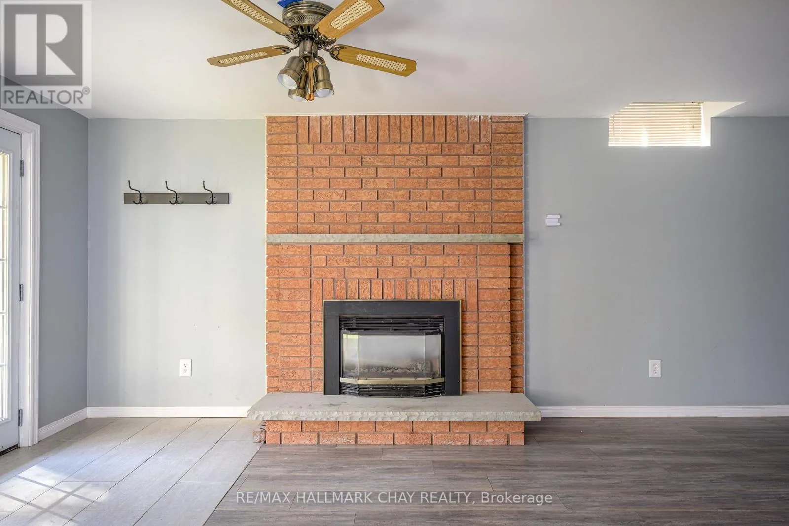 197 LIVINGSTONE STREET W