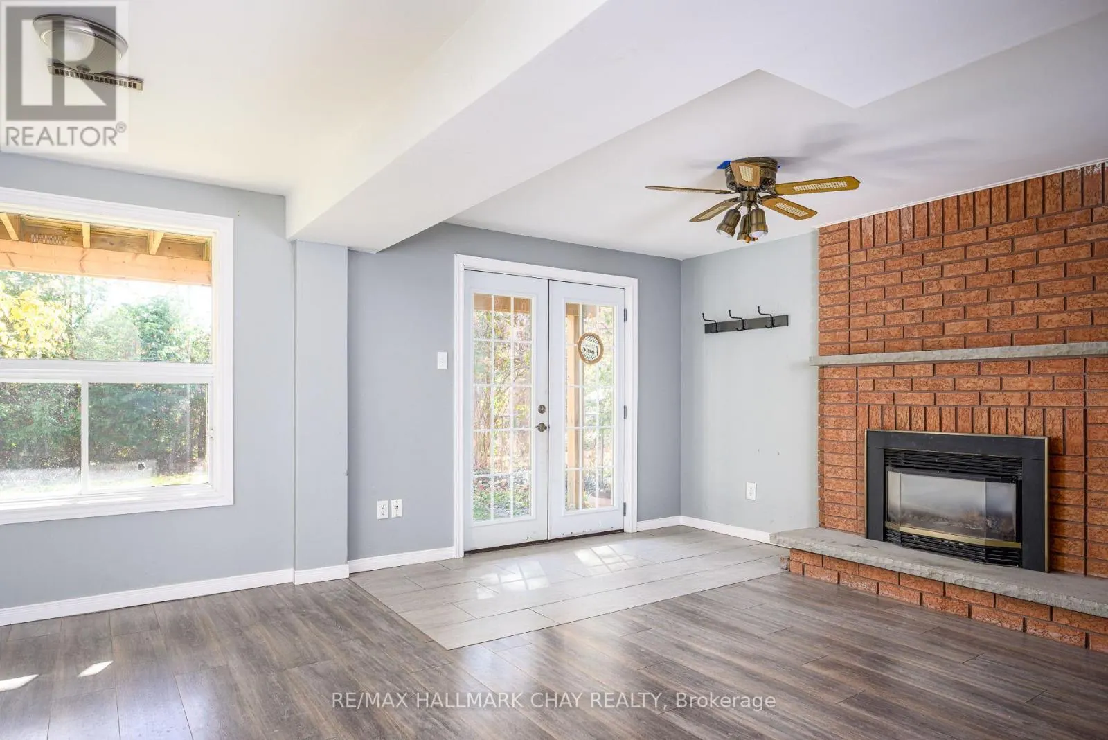 197 LIVINGSTONE STREET W