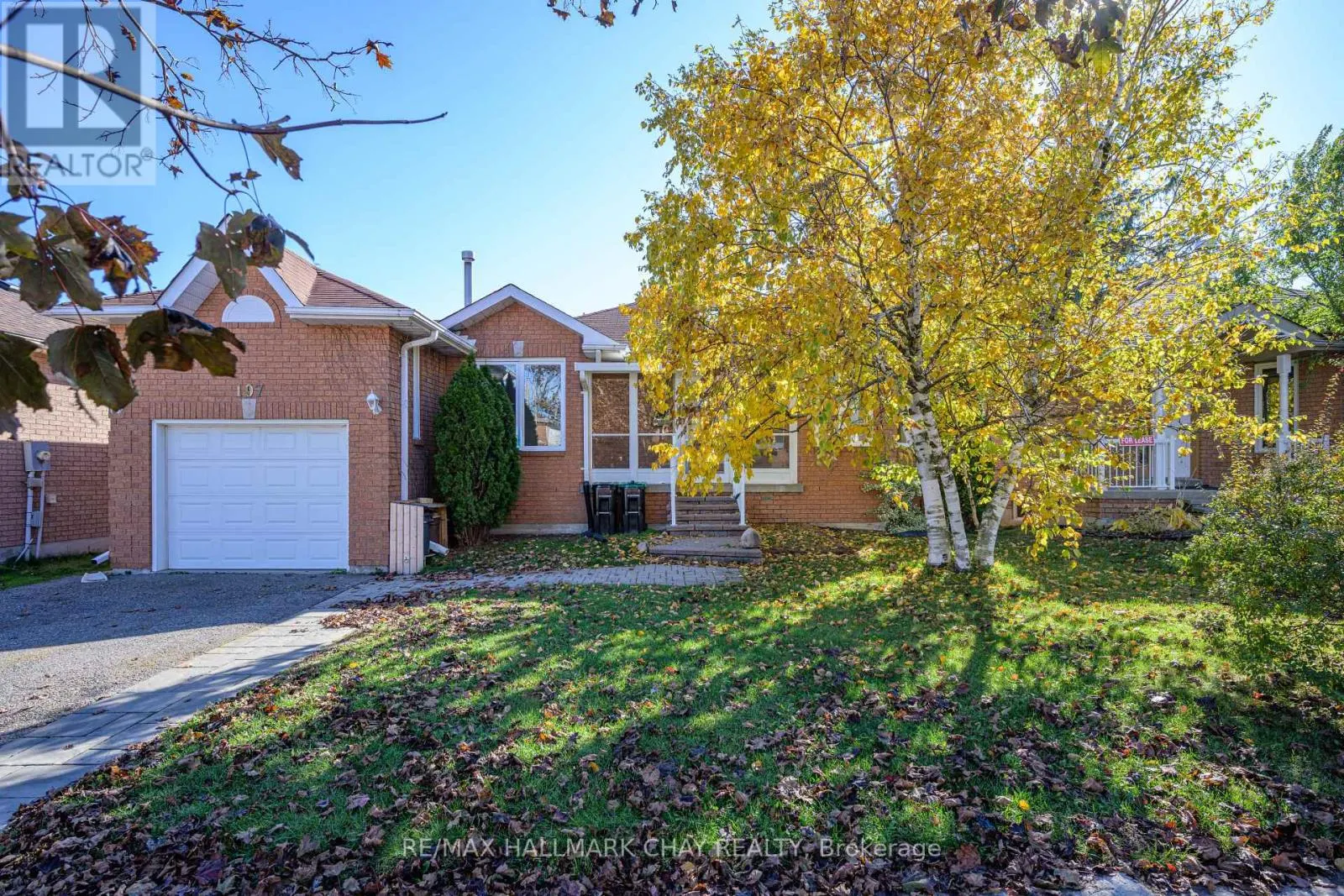 197 LIVINGSTONE STREET W