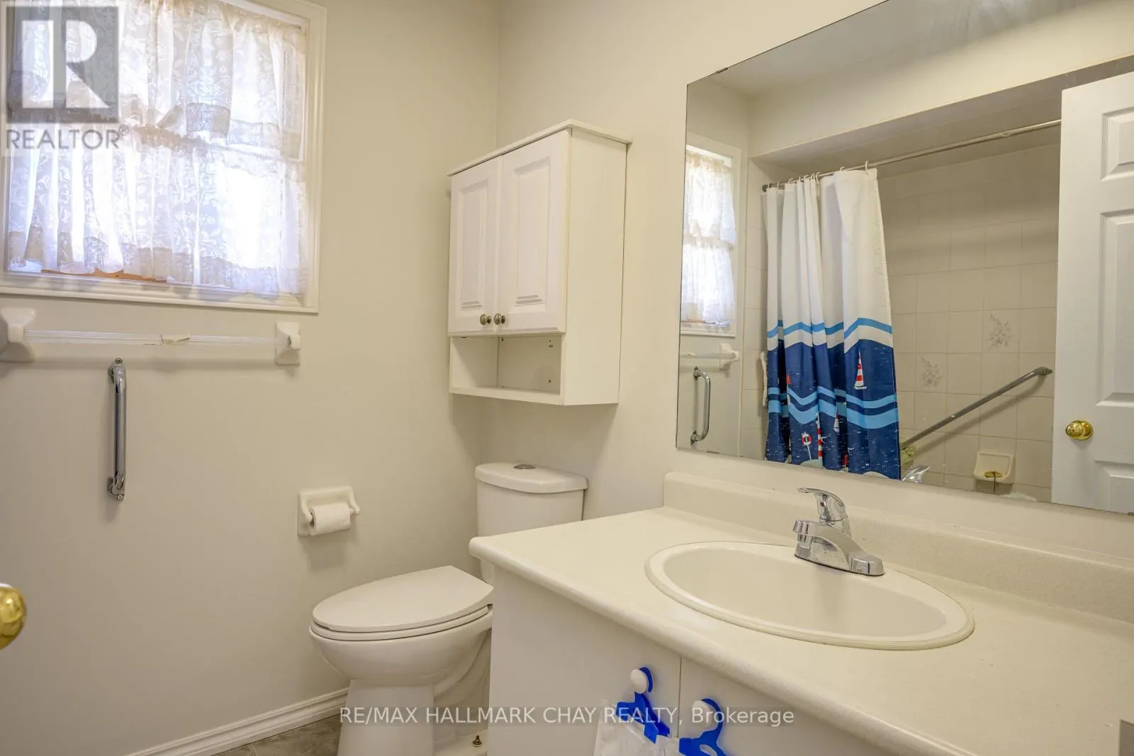 197 LIVINGSTONE STREET W