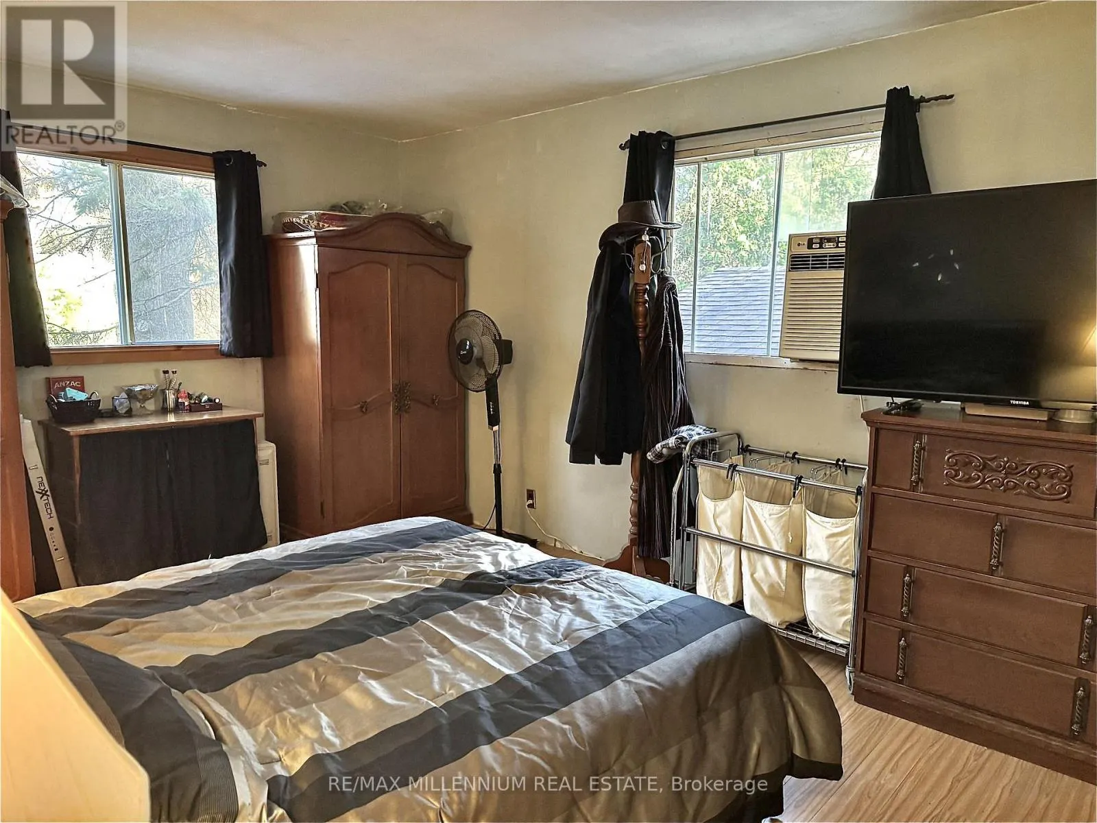 3741 CEDAR RAPIDS DRIVE SW