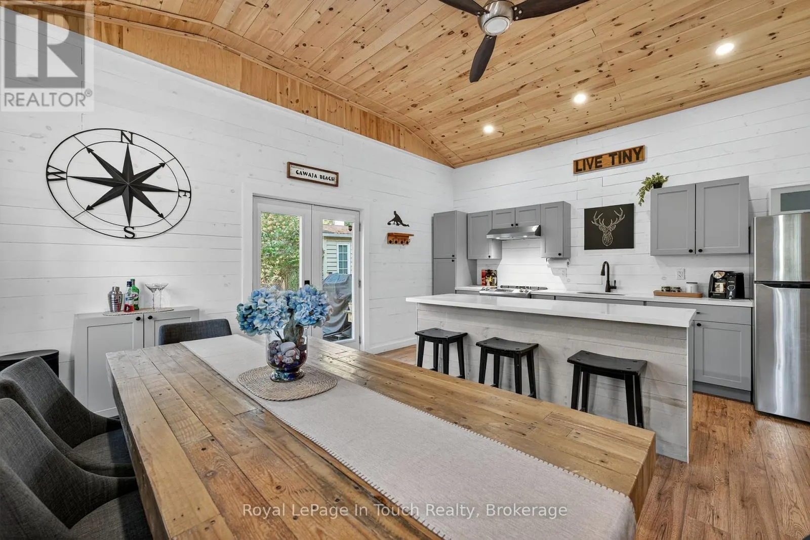 302 CONCESSION 11 ROAD W