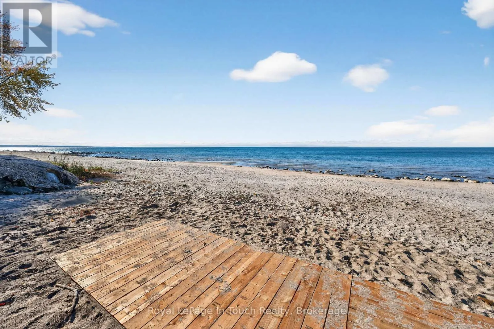 302 CONCESSION 11 ROAD W