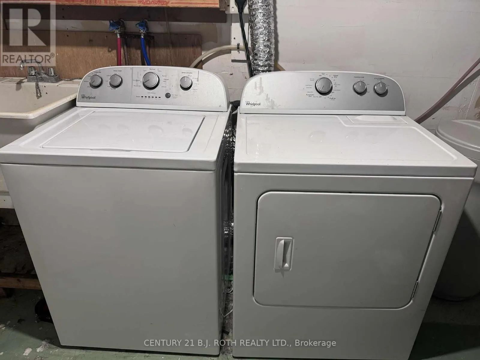 LOWER - 141 GUNN STREET