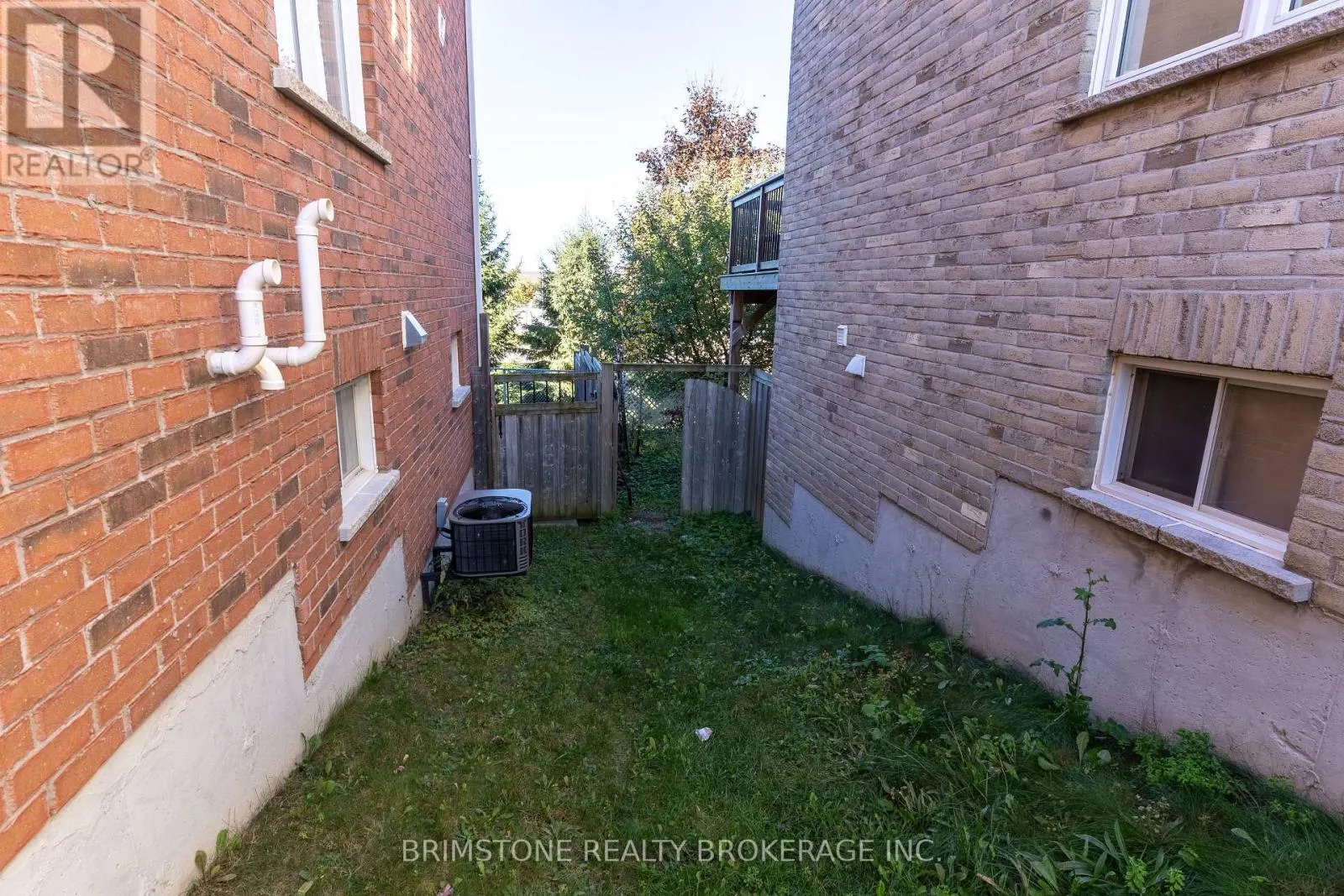 6 SILVERCREEK CRESCENT