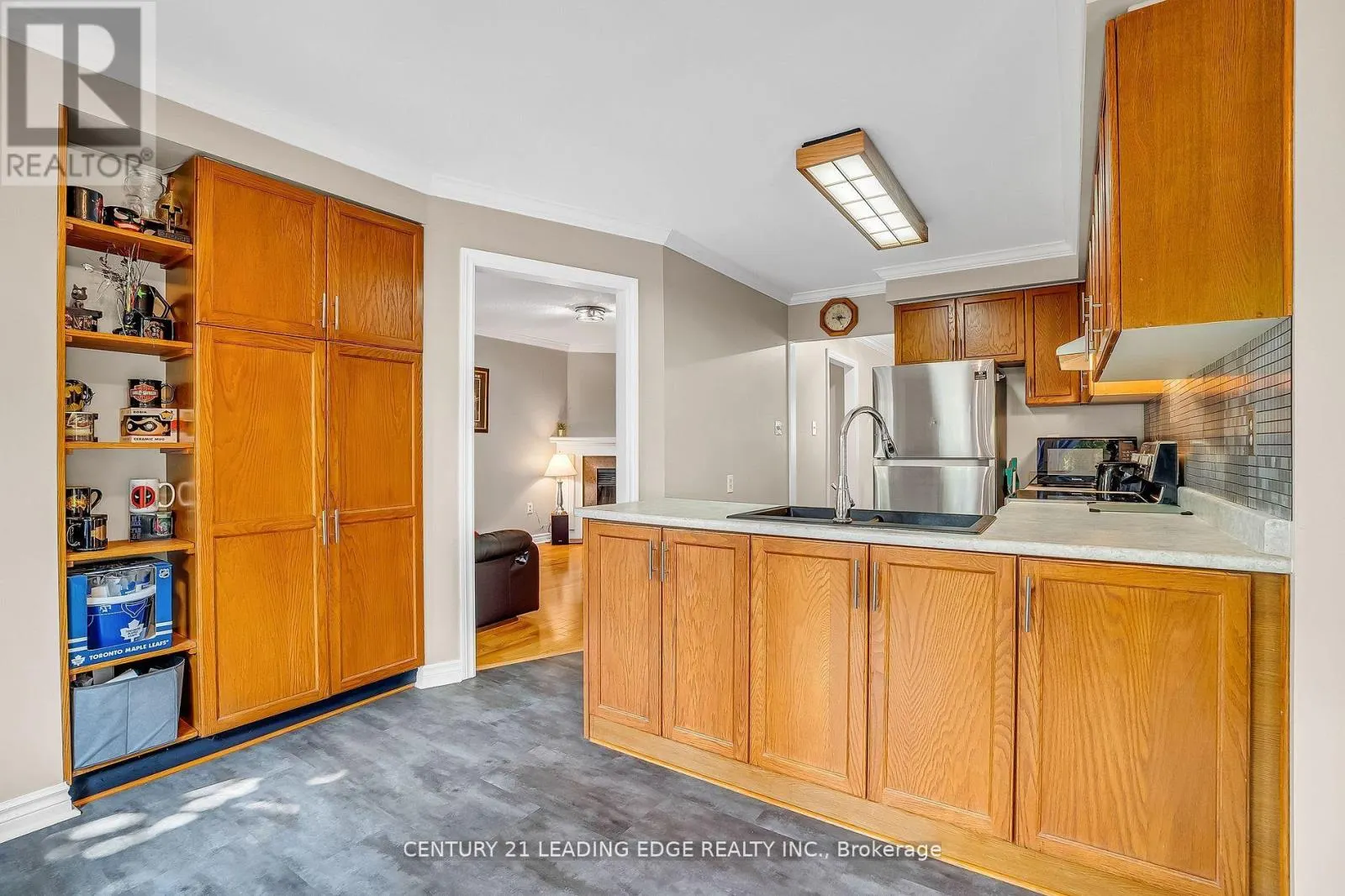 21 BRUSHWOOD CRESCENT