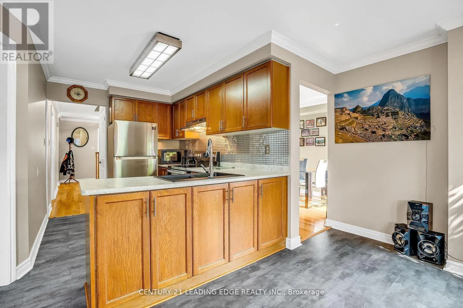 21 BRUSHWOOD CRESCENT