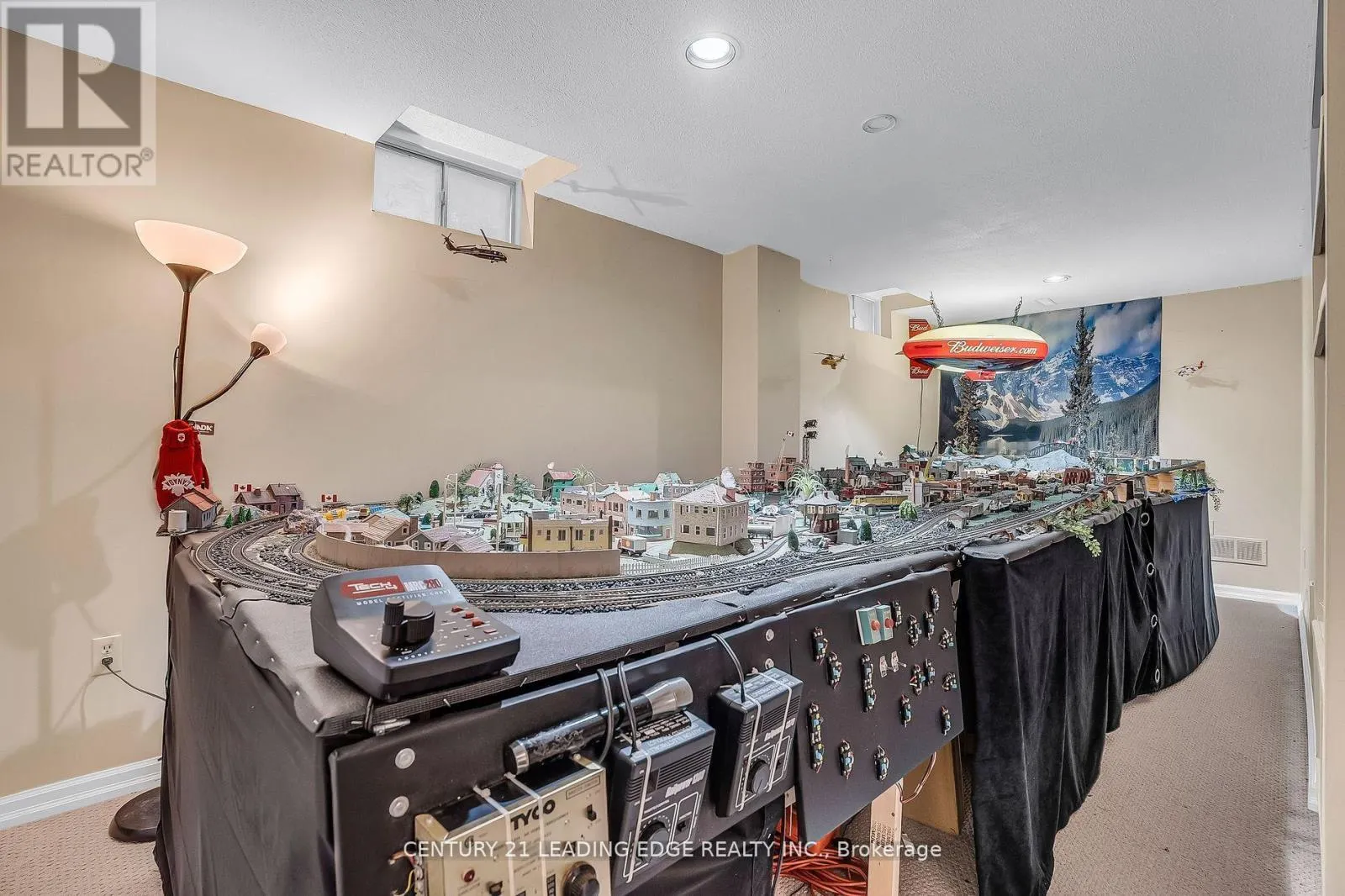 21 BRUSHWOOD CRESCENT