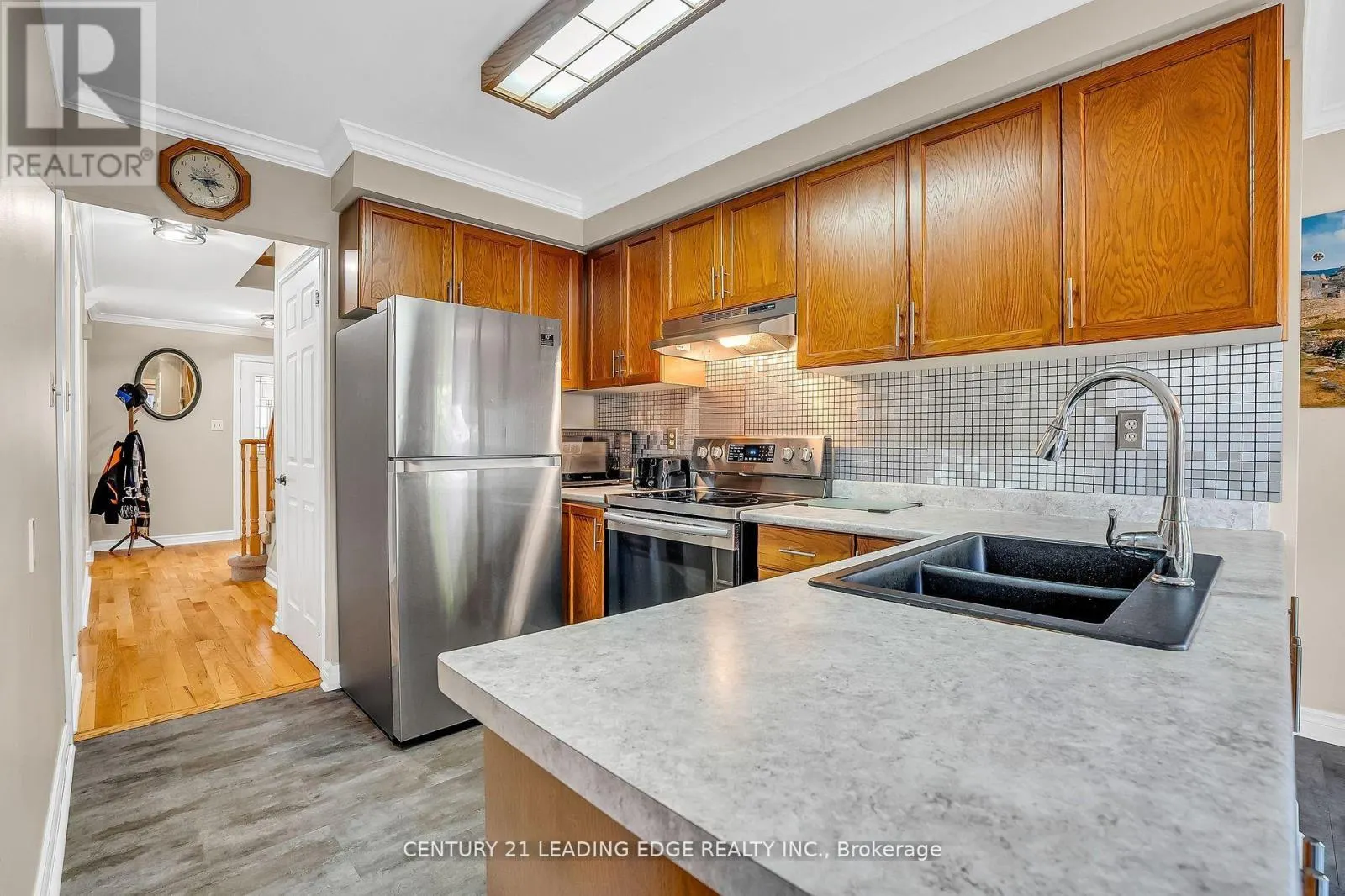 21 BRUSHWOOD CRESCENT