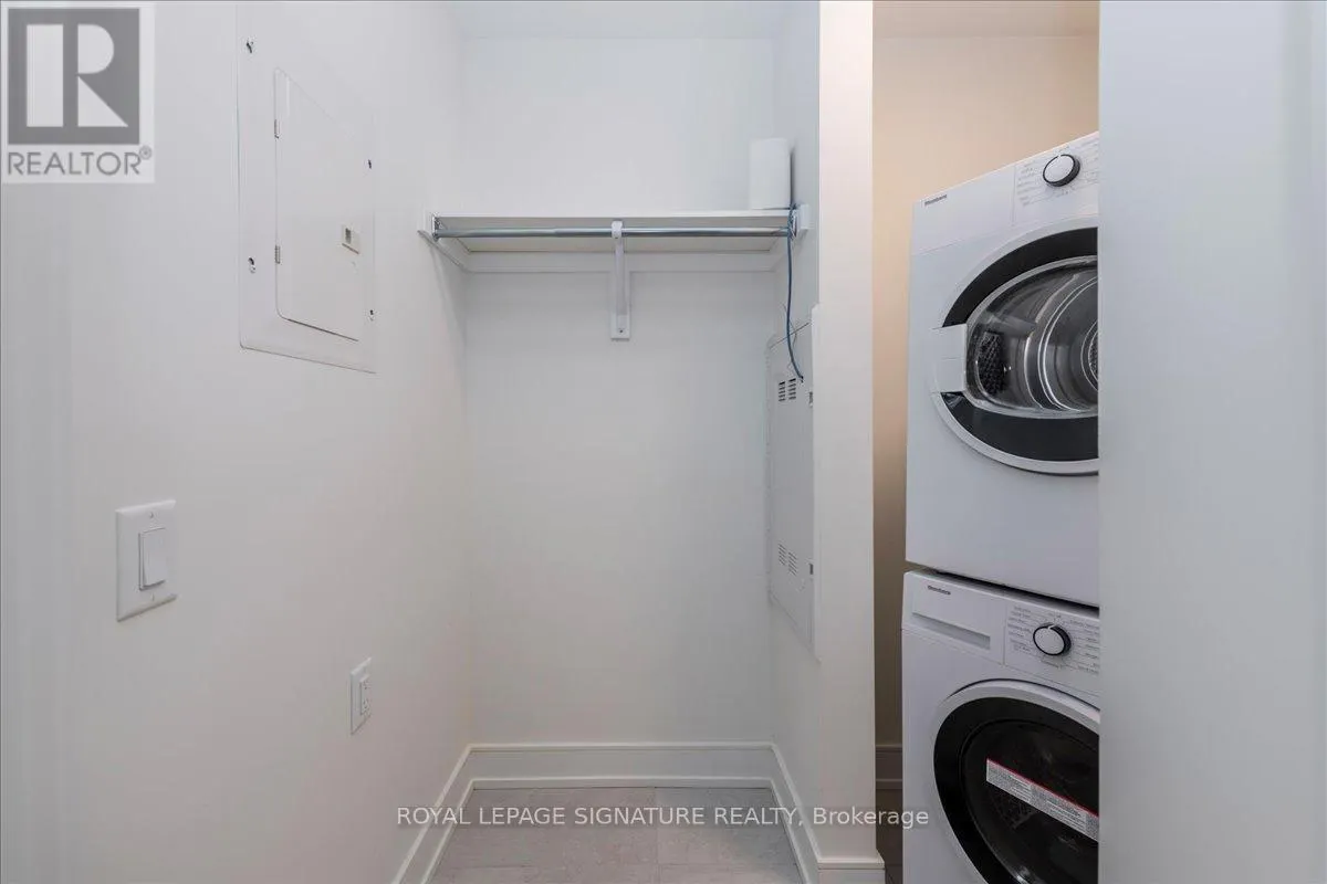 517 - 185 DUNLOP STREET E