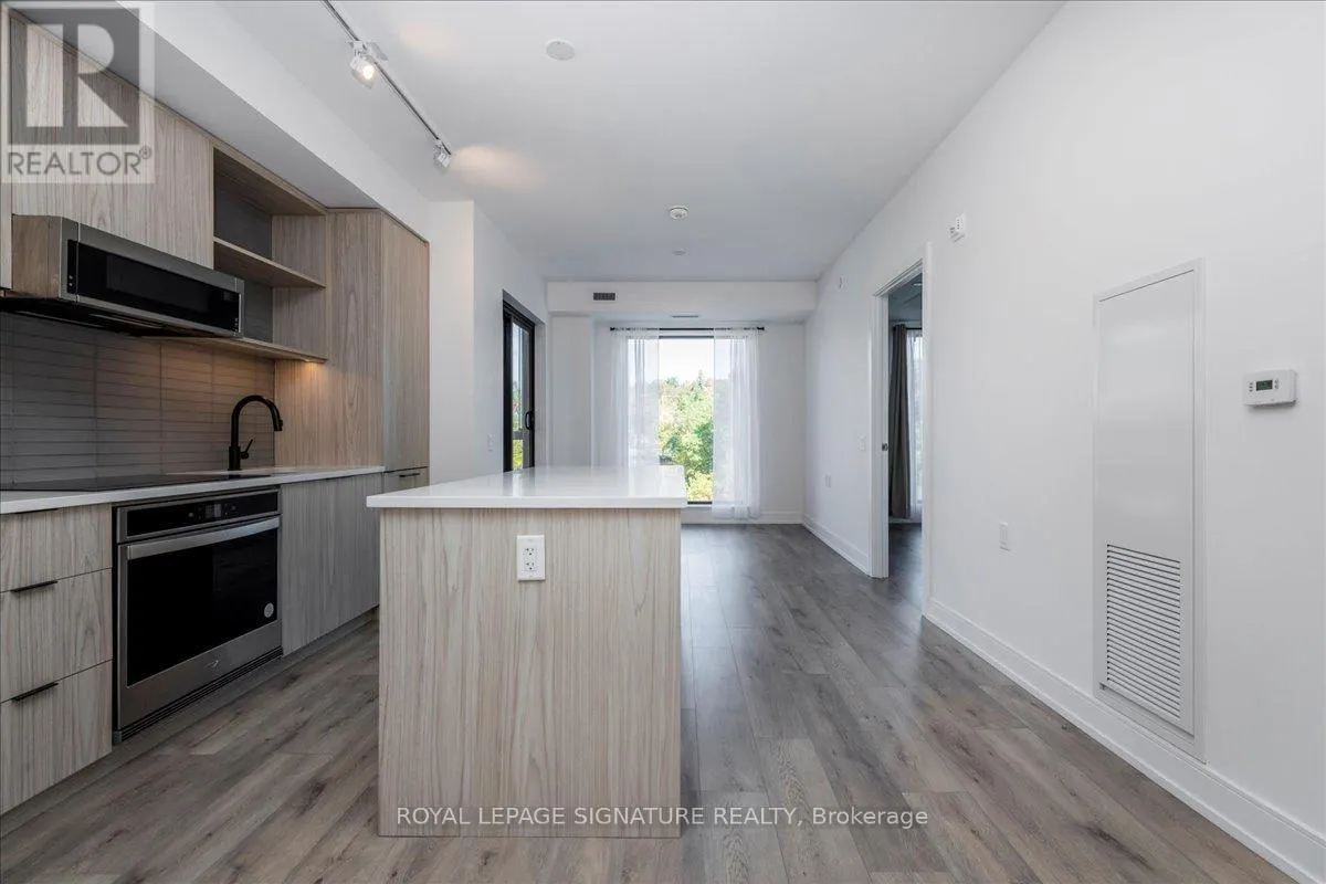 517 - 185 DUNLOP STREET E