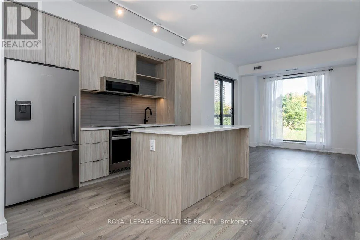 517 - 185 DUNLOP STREET E