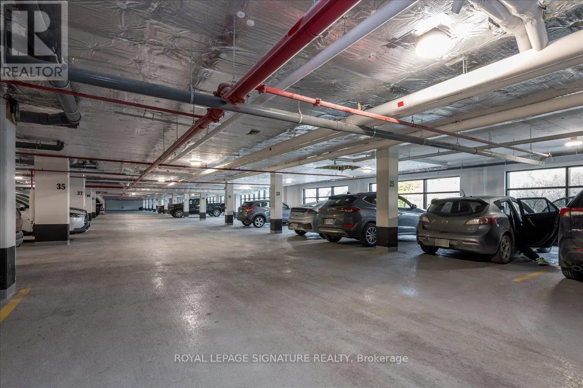 517 - 185 DUNLOP STREET E