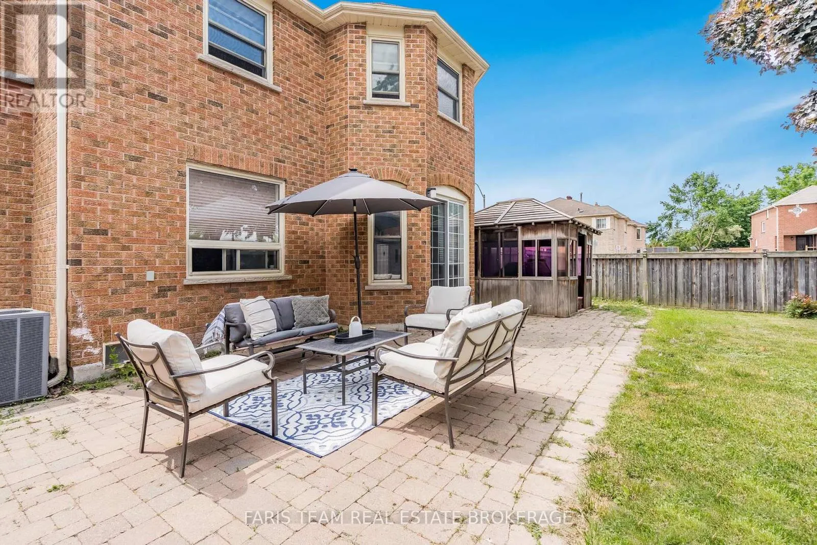 142 LIVINGSTONE STREET W