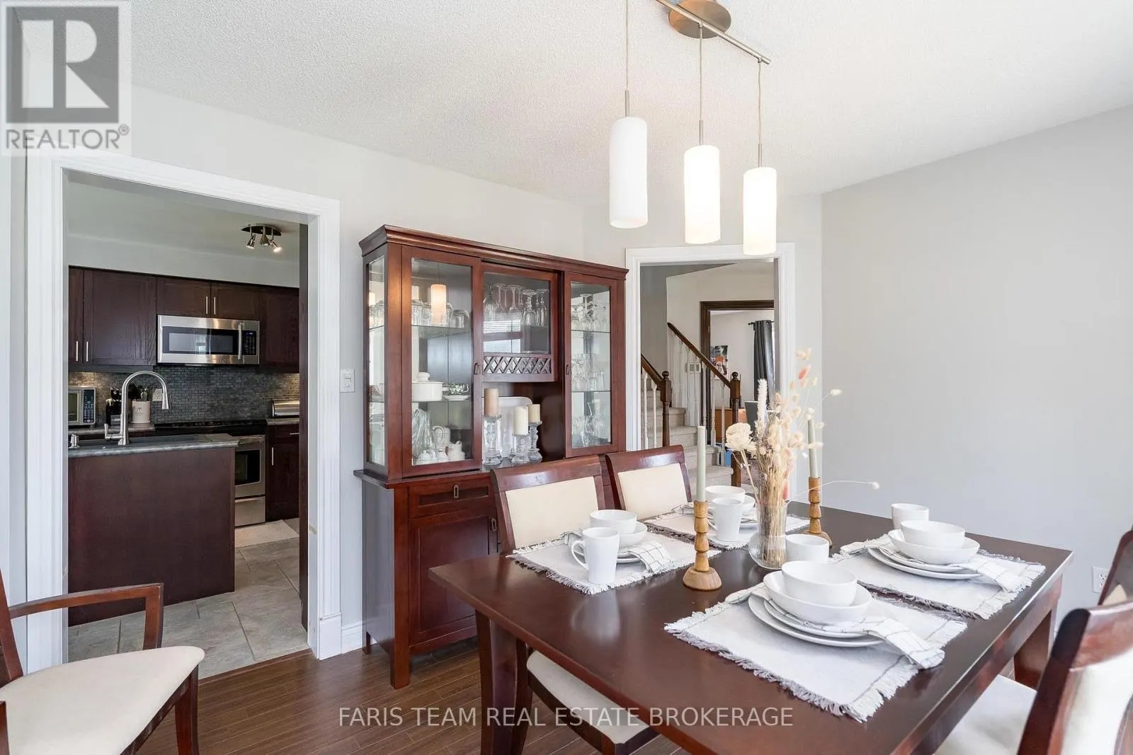 142 LIVINGSTONE STREET W