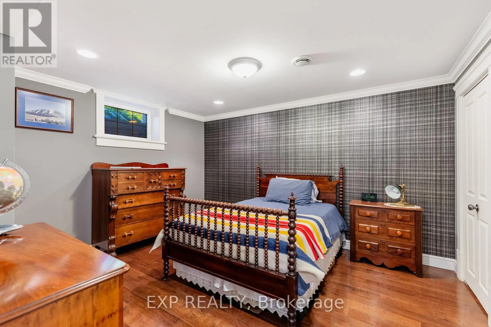 4146 FOREST WOOD DRIVE