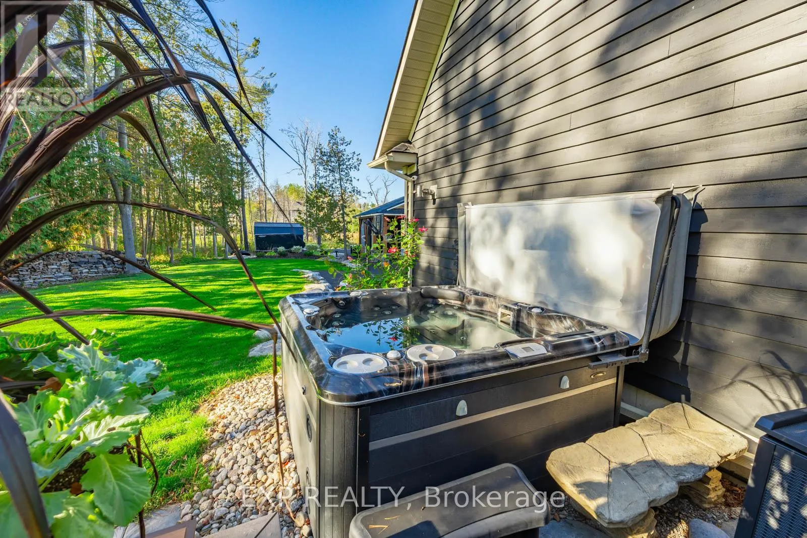 4146 FOREST WOOD DRIVE