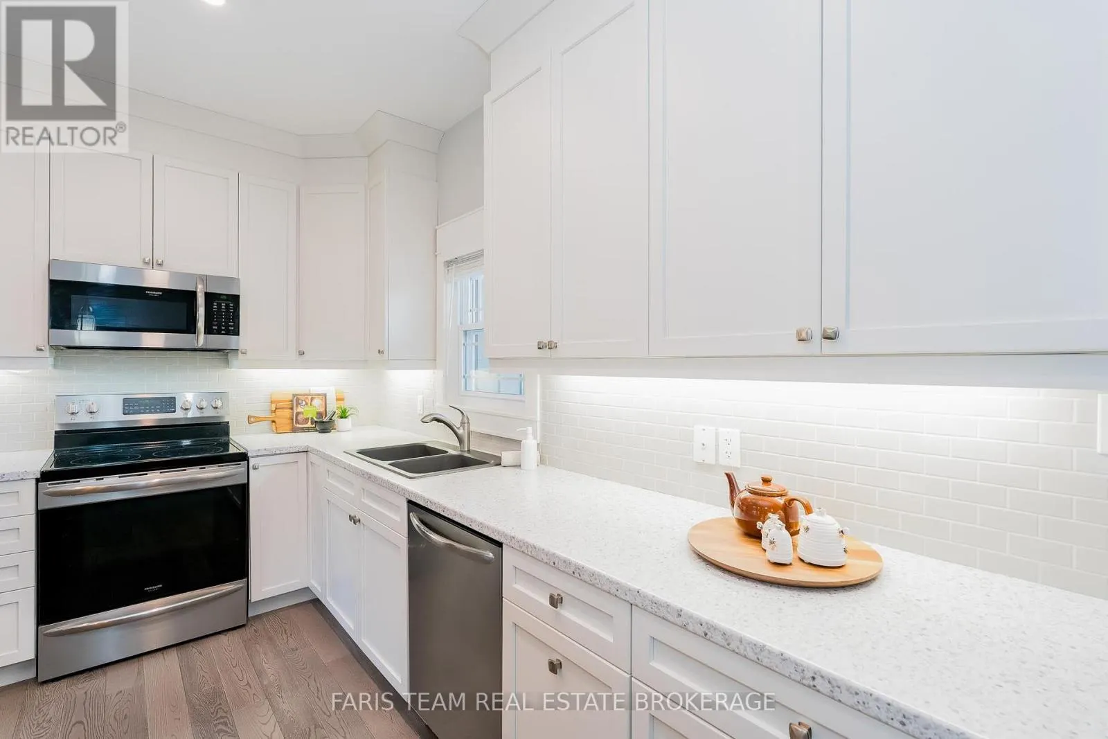 7589 CRONK SIDE ROAD