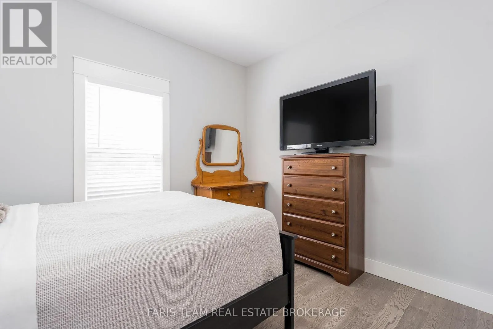 7589 CRONK SIDE ROAD