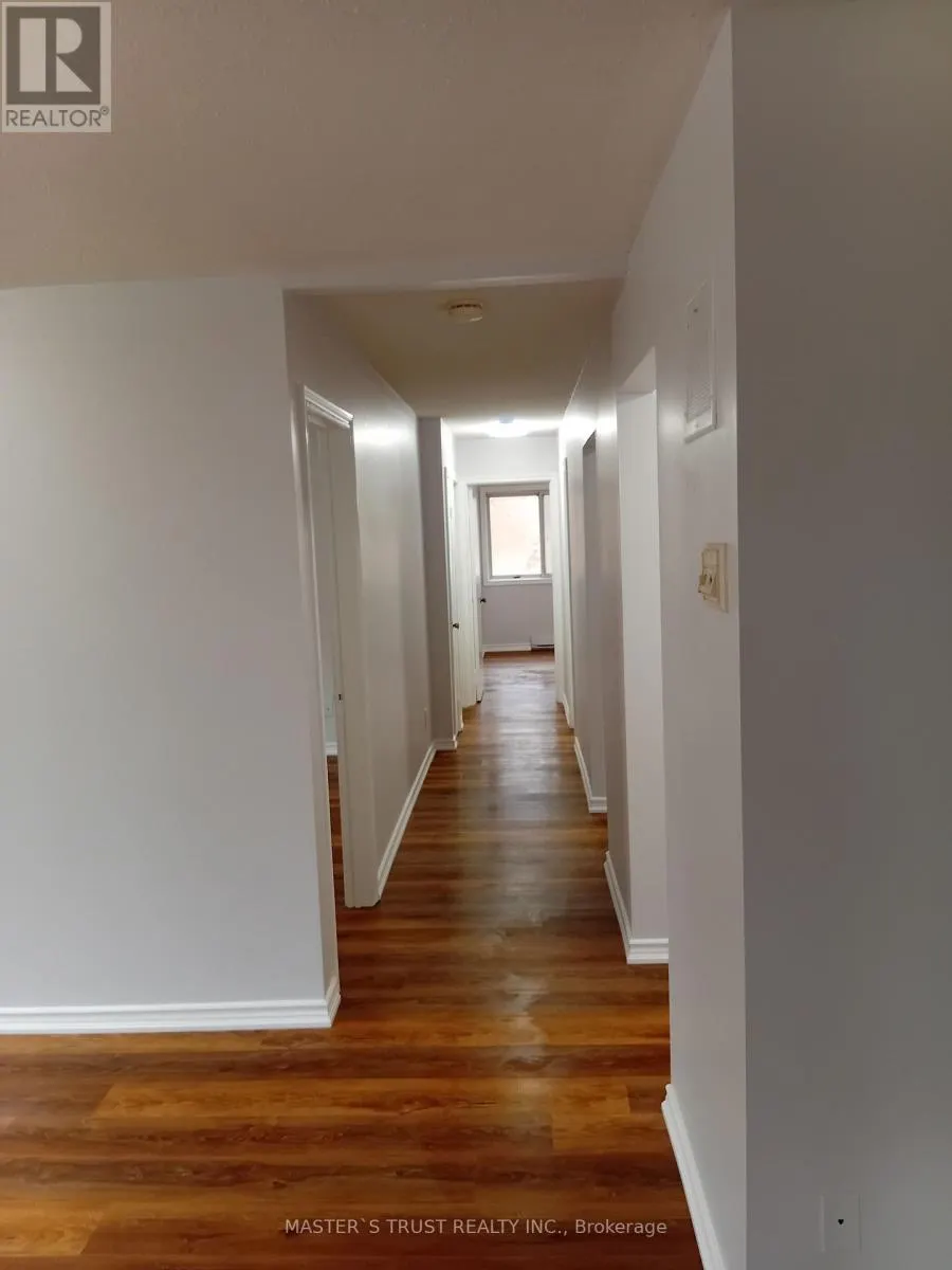 1 - 190 BORLAND STREET E