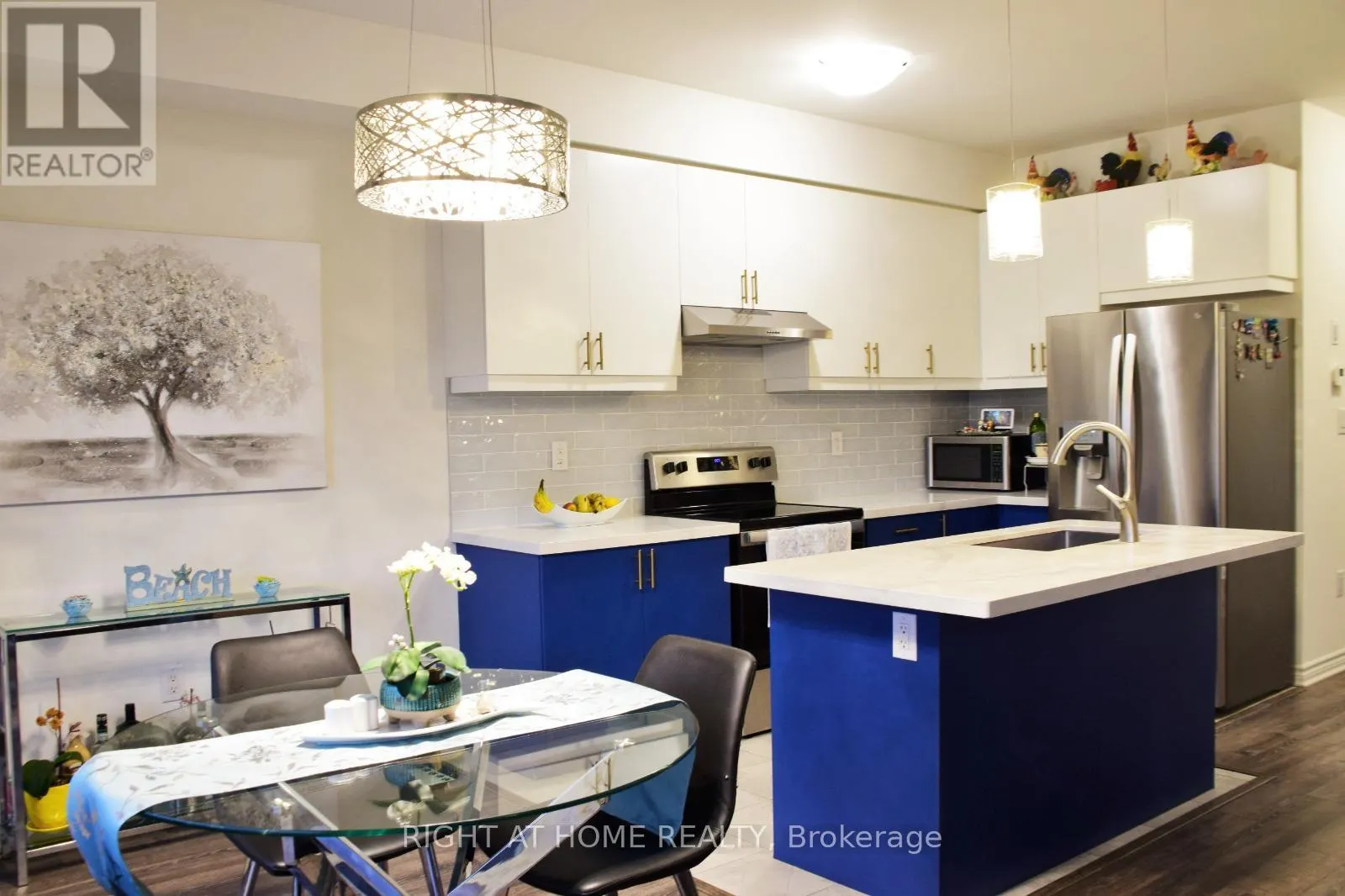 30 SANDHILL CRANE DRIVE