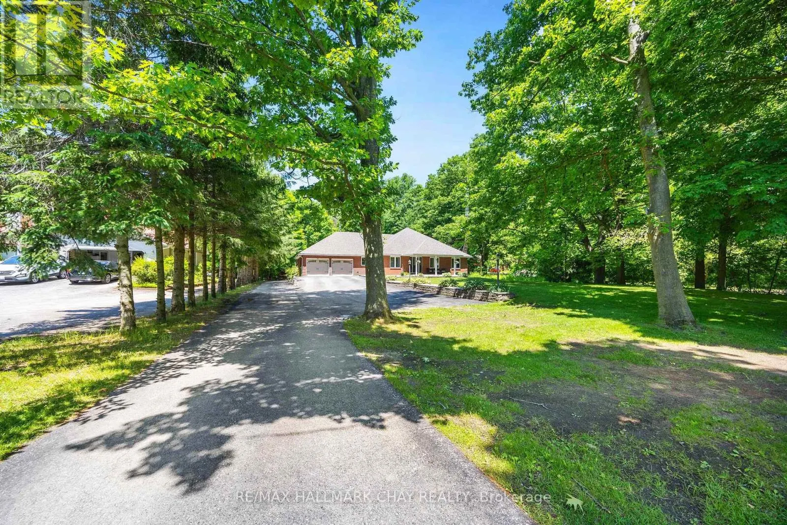 1256 RAINBOW VALLEY ROAD W