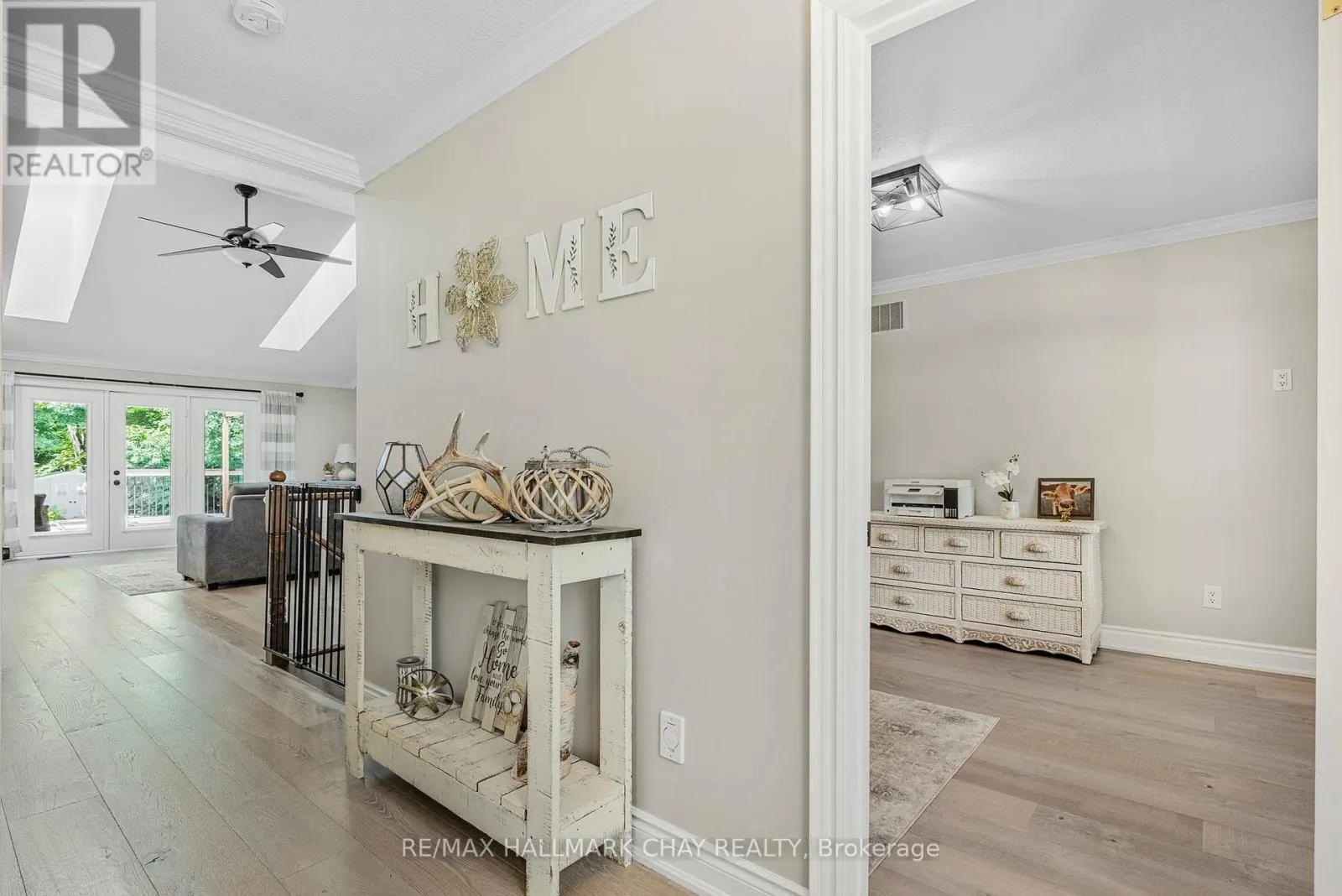 1256 RAINBOW VALLEY ROAD W