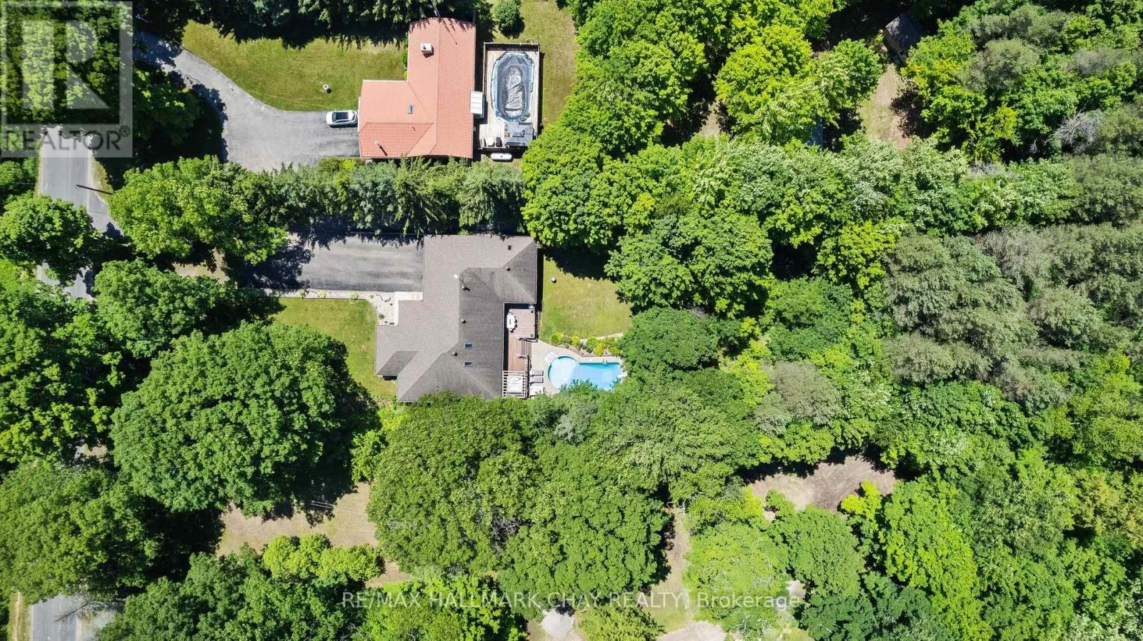 1256 RAINBOW VALLEY ROAD W