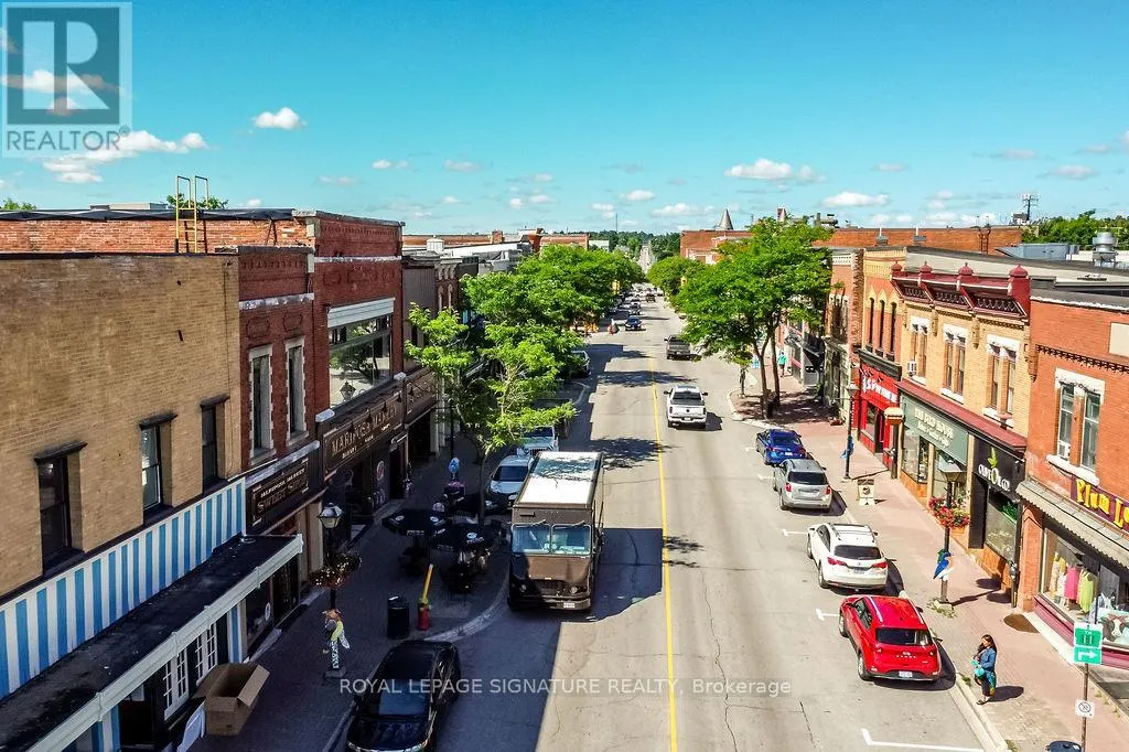 100 - 19 FRONT STREET N